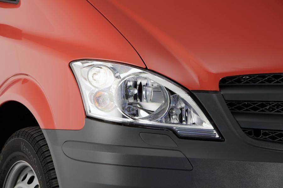  Mercedes-Benz Vito 2011 года  (фото 29 из 78)